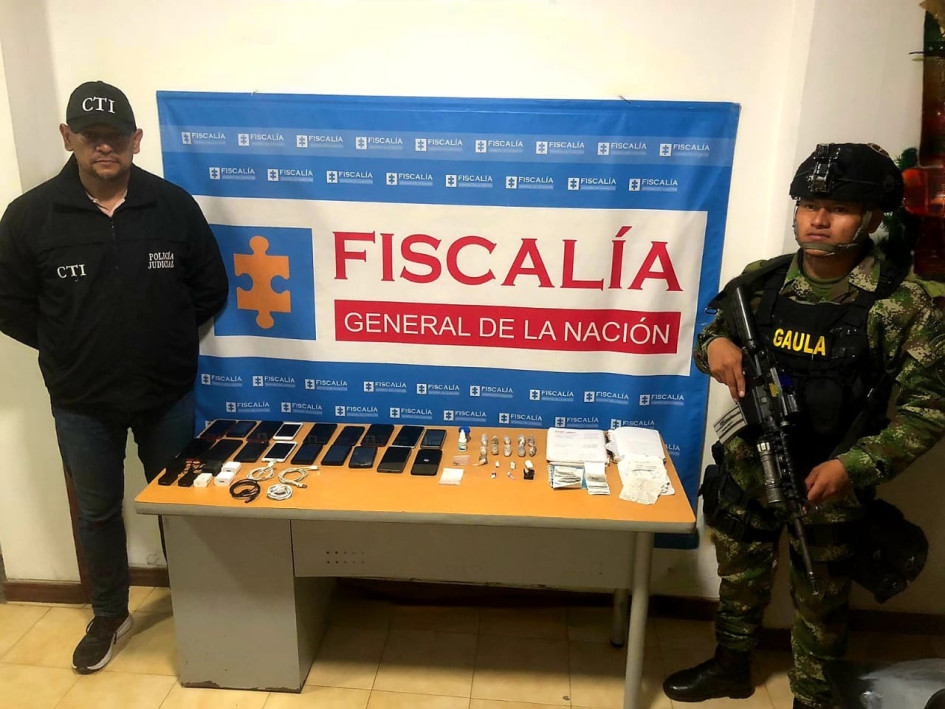 Esto fue lo encontrado en el operativo contra la extorsión liderado por la Fiscalía. Esto fue lo encontrado en el operativo contra la extorsión liderado por la Fiscalía.