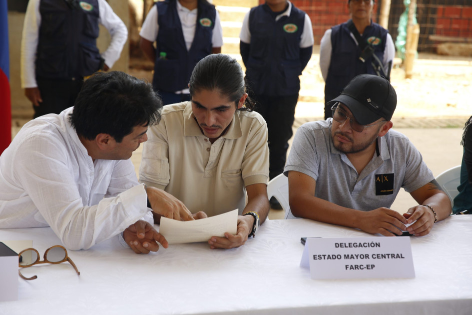 Las partes anunciaron la instalación de las negociaciones el pasado mes de octubre. Las partes anunciaron la instalación de las negociaciones el pasado mes de octubre.