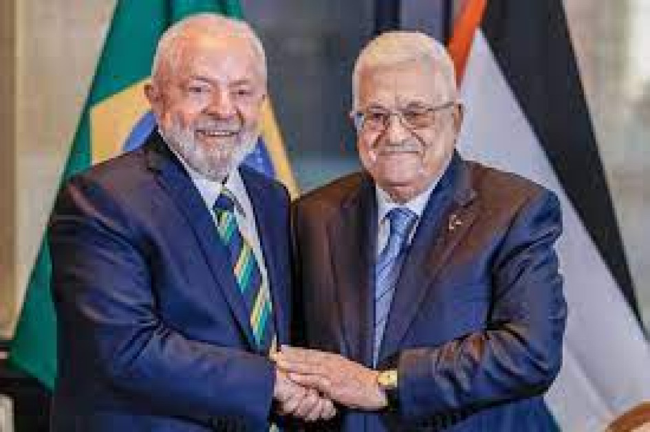 Lula aprovechó su reunión con el embajador palestino para recordar también la condena de Brasil a los ataques terroristas contra Israel del brazo militar del grupo Hamás el 7 de octubre. Lula aprovechó su reunión con el embajador palestino para recordar también la condena de Brasil a los ataques terroristas contra Israel del brazo militar del grupo Hamás el 7 de octubre.