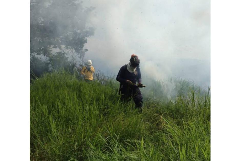 Ante Fenómeno de El Niño, piden a alcaldías de Caldas agilizar contratación con bomberos Ante Fenómeno de El Niño, piden a alcaldías de Caldas agilizar contratación con bomberos