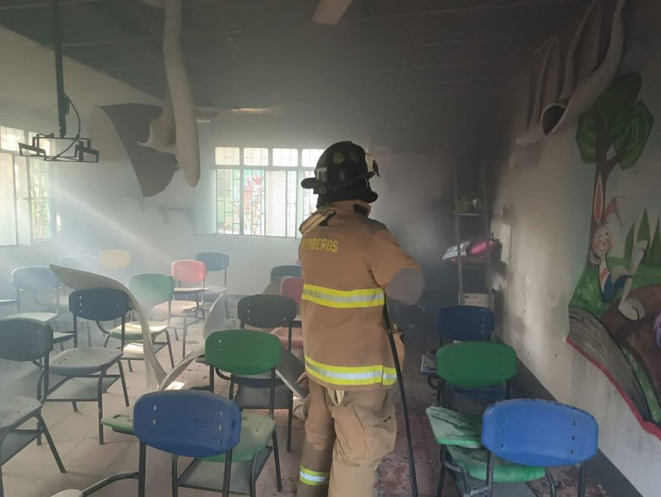 Un colegio resultó afectado por un incendio en La Dorada Un colegio resultó afectado por un incendio en La Dorada