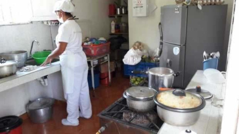 El PAE para colegios de 26 municipios de Caldas (sin Manizales) irá en su primer contrato hasta agosto. Luego se define si se prorroga o se abre una nueva licitación. El PAE para colegios de 26 municipios de Caldas (sin Manizales) irá en su primer contrato hasta agosto. Luego se define si se prorroga o se abre una nueva licitación.