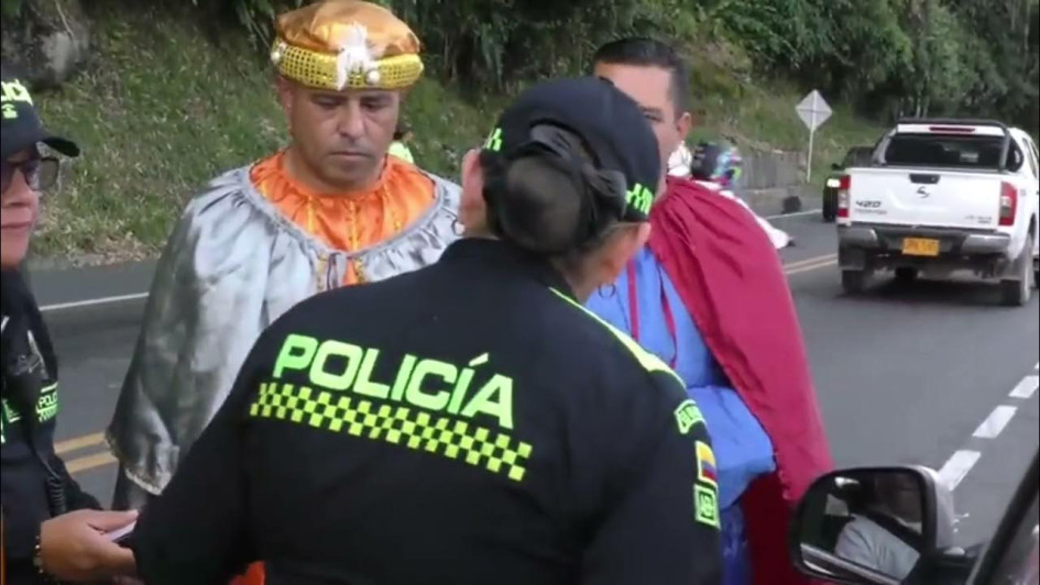 Los reyes magos acompañaron a los conductores y les dieron recomendaciones. Los reyes magos acompañaron a los conductores y les dieron recomendaciones.