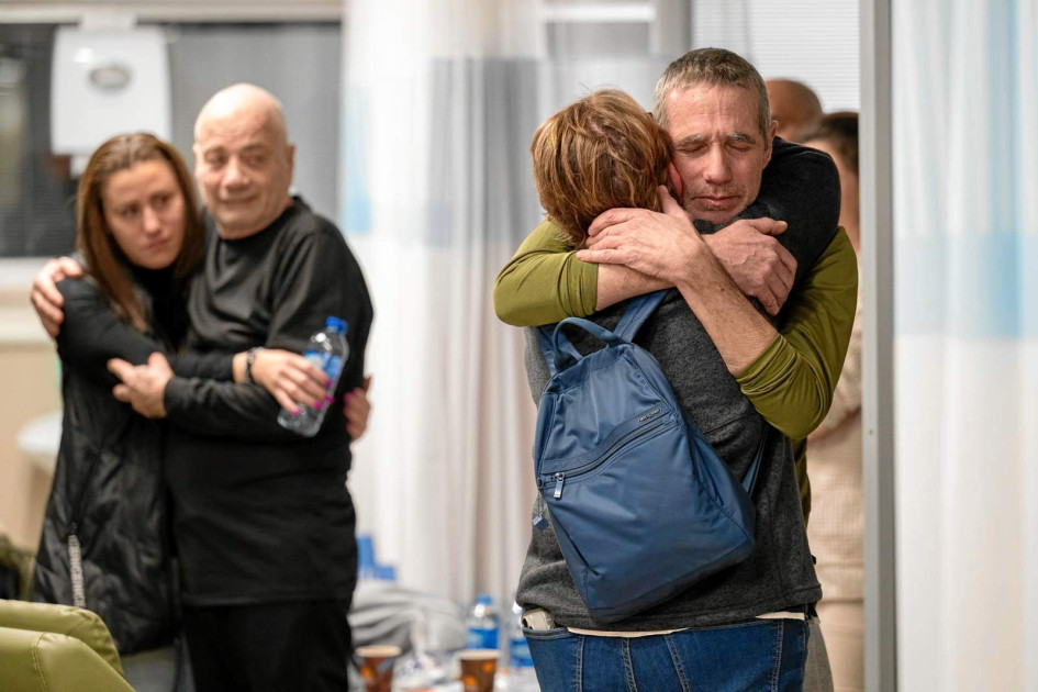 Los rehenes rescatados son los argentino-israelíes Norberto Luis Har, de 70 años, y Fernando Simón Marman, de 61 años, cuñados entre ellos. Los rehenes rescatados son los argentino-israelíes Norberto Luis Har, de 70 años, y Fernando Simón Marman, de 61 años, cuñados entre ellos.
