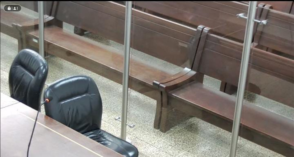 Pese a ser aprehendida en flagrancia, ordenaron la libertad de una mujer que amenazó con navaja a otra en el barrio Bosques del Norte de Manizales. Pese a ser aprehendida en flagrancia, ordenaron la libertad de una mujer que amenazó con navaja a otra en el barrio Bosques del Norte de Manizales.