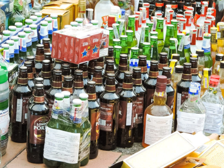 Entre la mercancía que será destruida hay cigarrillos, cerveza y licores. Entre la mercancía que será destruida hay cigarrillos, cerveza y licores.