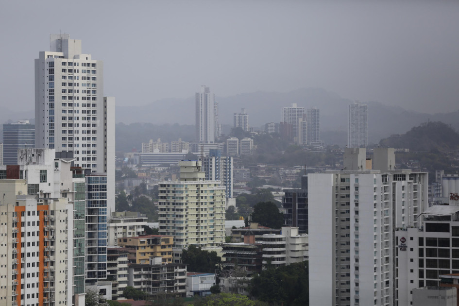 Vista general este lunes de un sector de la Ciudad de Panamá (Panamá). Vista general este lunes de un sector de la Ciudad de Panamá (Panamá).