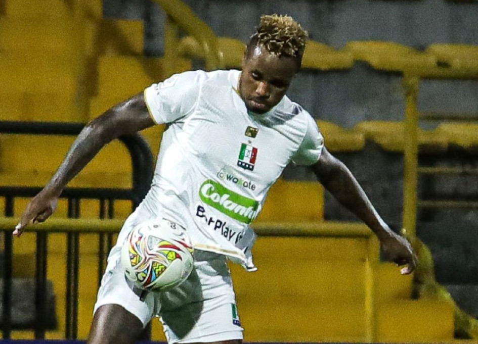 Gustavo Torres, autor del primer gol ante Bogotá FC. Es el segundo que marca con el Once Caldas, también le convirtió al Deportivo Cali. Gustavo Torres, autor del primer gol ante Bogotá FC. Es el segundo que marca con el Once Caldas, también le convirtió al Deportivo Cali.