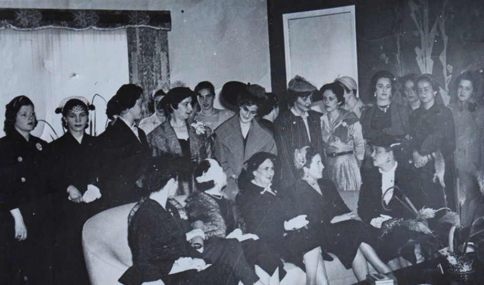 Socias del Club de Jardinería de Manizales