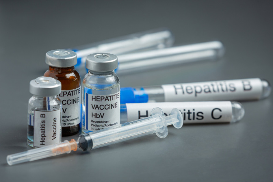 La OMS advierte que algunos tipos de hepatitis son prevenibles mediante vacunación. La OMS advierte que algunos tipos de hepatitis son prevenibles mediante vacunación.
