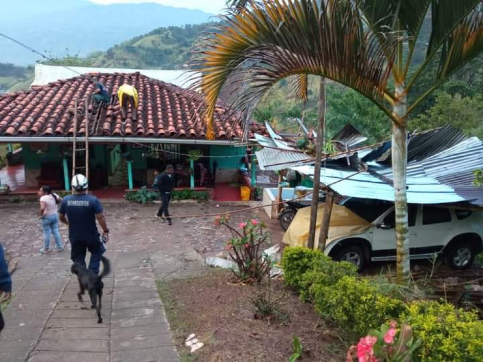 Así quedaron algunas viviendas de la vereda Alto Obispo de Supía tras el vendaval. Así quedaron algunas viviendas de la vereda Alto Obispo de Supía tras el vendaval.