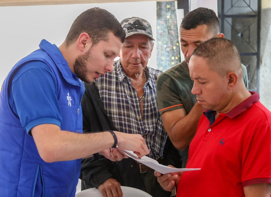 Con oportunidades laborales el Sena Caldas conmemora la solidaridad con las víctimas del conflicto armado. Con oportunidades laborales el Sena Caldas conmemora la solidaridad con las víctimas del conflicto armado.