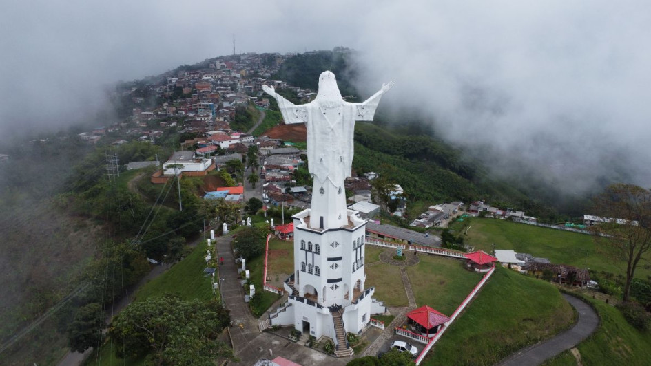 La ocupación hotelera de la Semana Santa del 2024 superó la de los dos años anteriores, según Cotelco Caldas. Conozca el porcentaje de ocupación. En la foto se ve el Cristo de Belalcázar, un destino turístico para resaltar en el occidente de Caldas. La ocupación hotelera de la Semana Santa del 2024 superó la de los dos años anteriores, según Cotelco Caldas. Conozca el porcentaje de ocupación. En la foto se ve el Cristo de Belalcázar, un destino turístico para resaltar en el occidente de Caldas.
