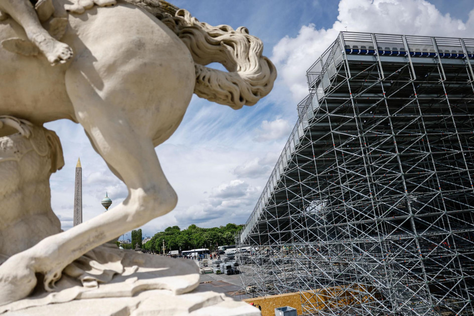 Vista del estado de las obras del parque de la competición de monopatines, en los preparativos para los Juegos Olímpicos París 2024, en la Plaza de la Concordia de París. Vista del estado de las obras del parque de la competición de monopatines, en los preparativos para los Juegos Olímpicos París 2024, en la Plaza de la Concordia de París.