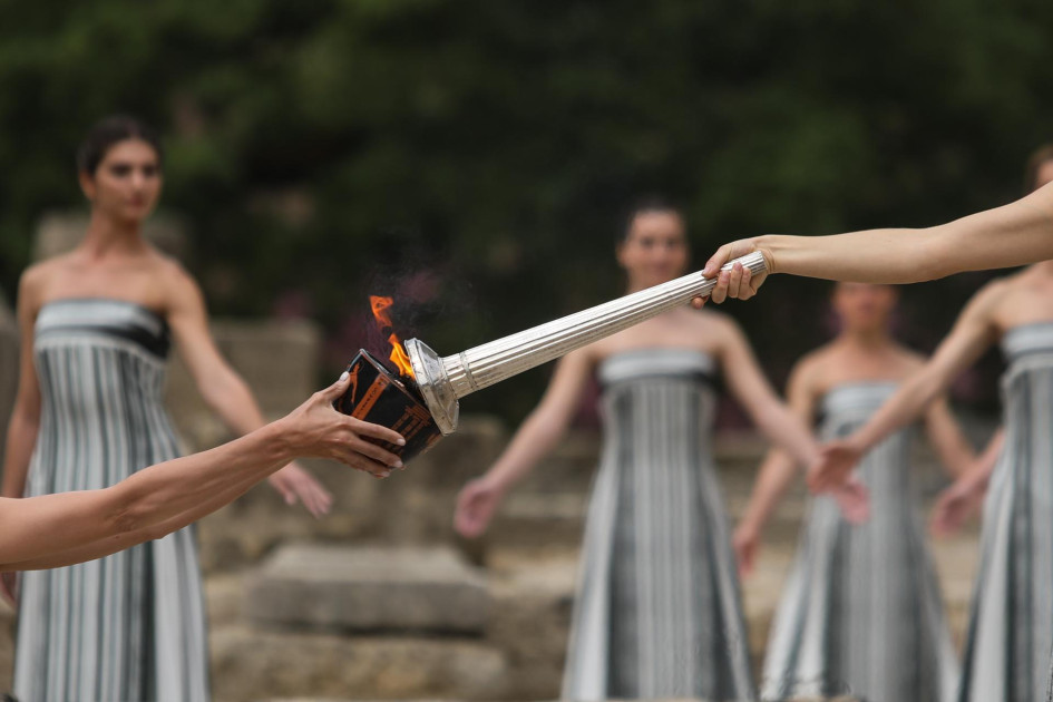 Ceremonia del encendido de la llama Olímpica en Grecia. Ceremonia del encendido de la llama Olímpica en Grecia.