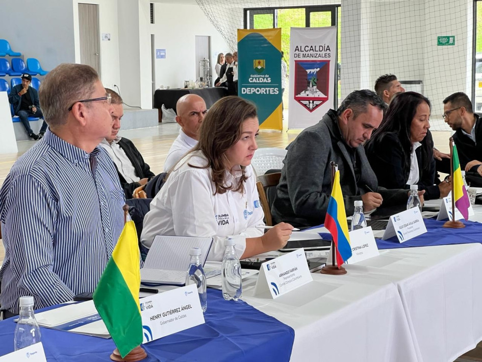 La ministra del Deporte, Luz Cristina López, instala en Manizales el comité de los Juegos Nacionales Juveniles. La ministra del Deporte, Luz Cristina López, instala en Manizales el comité de los Juegos Nacionales Juveniles.
