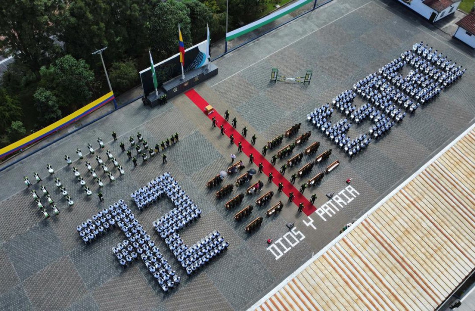 Así se formaron los uniformados para conmemorar los 72 años de la Escuela de Carabineros Alejandro Gutiérrez. Así se formaron los uniformados para conmemorar los 72 años de la Escuela de Carabineros Alejandro Gutiérrez.