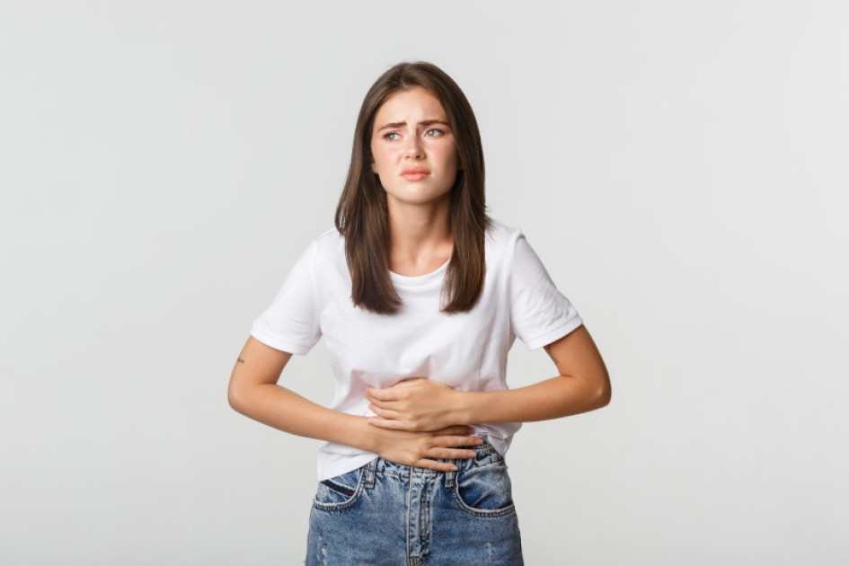 La colitis ulcerativa puede darse en hombres y mujeres de cualquier edad. No se automedique, busque ayuda médica para tratar el origen y los síntomas. Salud - Enfermedad Inflamatoria Intestinal