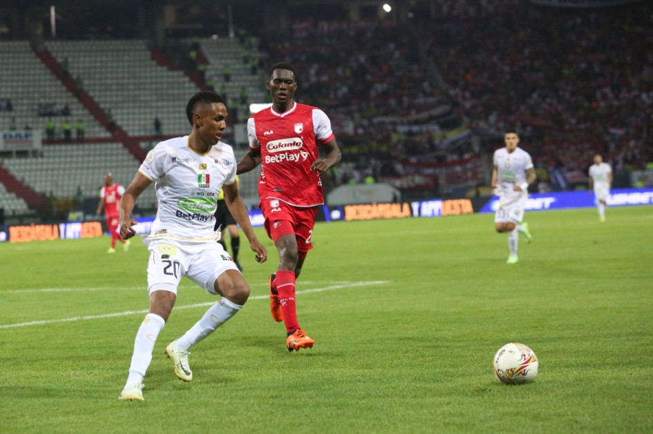 Once Caldas y Santa Fe han jugado dos partidos en el semestre, ambos en Manizales, con victoria para los rojos y empate. El tercer encuentro será en Bogotá, en donde el Blanco espera conseguir el triunfo. Once Caldas y Santa Fe han jugado dos partidos en el semestre, ambos en Manizales, con victoria para los rojos y empate. El tercer encuentro será en Bogotá, en donde el Blanco espera conseguir el triunfo.
