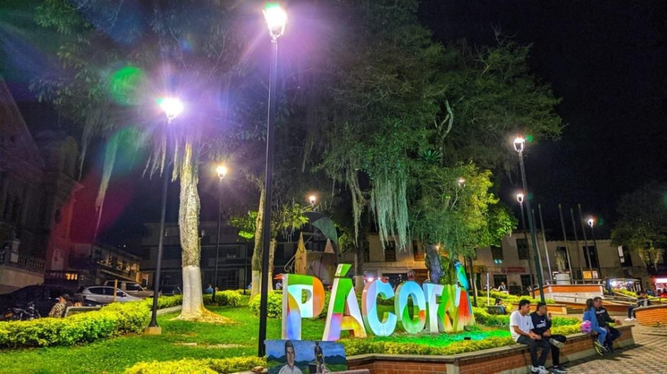 La Alcaldía estudia disminuir los horarios de operación de las discotecas en Pácora. La Alcaldía estudia disminuir los horarios de operación de las discotecas en Pácora.