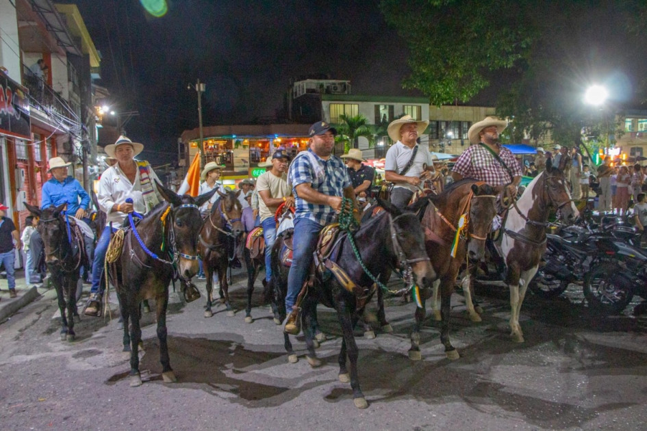 La primera parada del encuentro Solo Mulas fue Fresno (Tolima). La primera parada del encuentro Solo Mulas fue Fresno (Tolima).