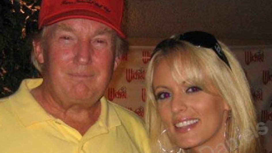 Donald Trump y Stormy Daniels. Donald Trump y Stormy Daniels.