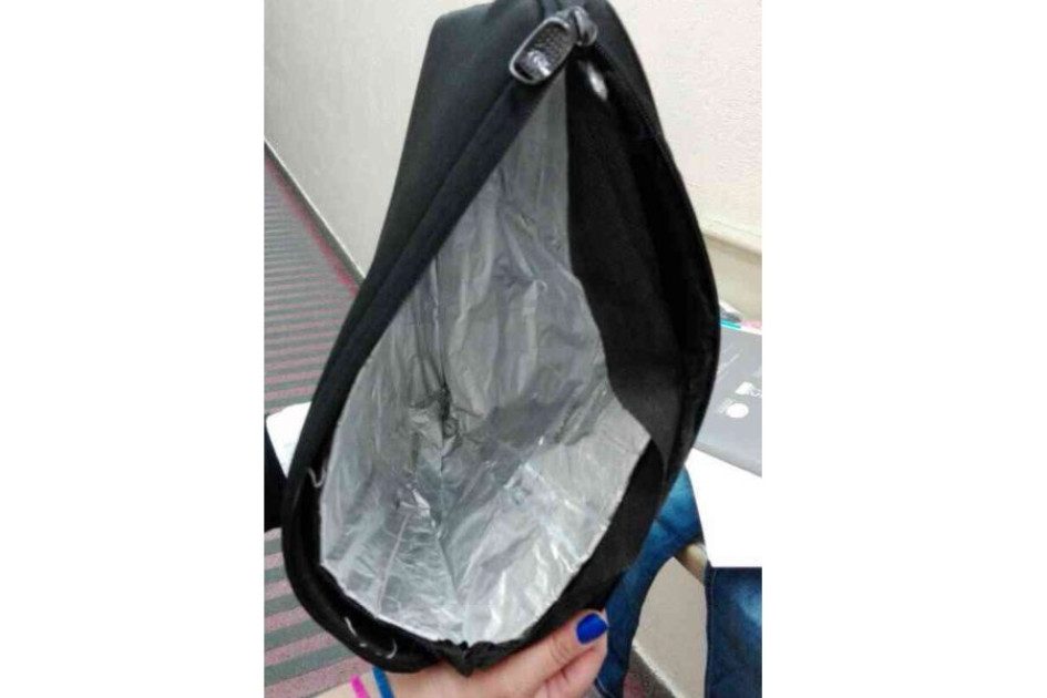 Bolsos como este utilizan los delincuentes para hurtar elementos de almacenes y supermercados. Bolsos como este utilizan los delincuentes para hurtar elementos de almacenes y supermercados.