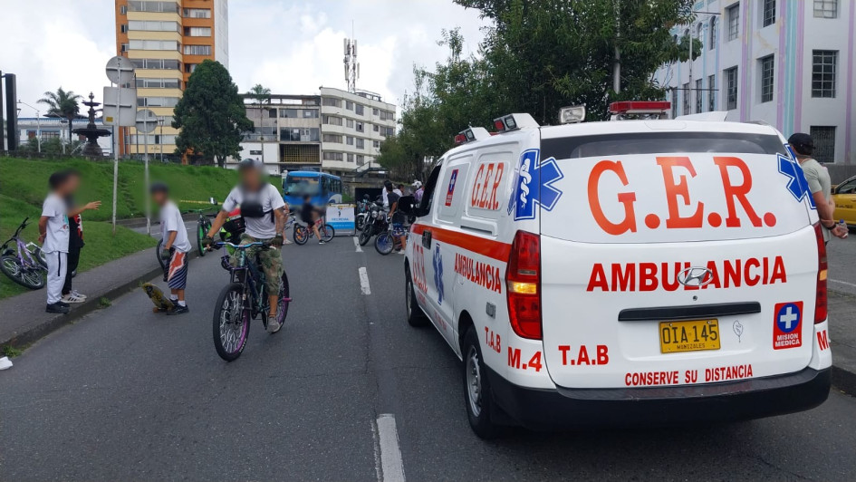 Sector de Fundadores de la ciclovía de Manizales Motociclista invadió la ciclovía en Manizales y arrolló a deportistas
