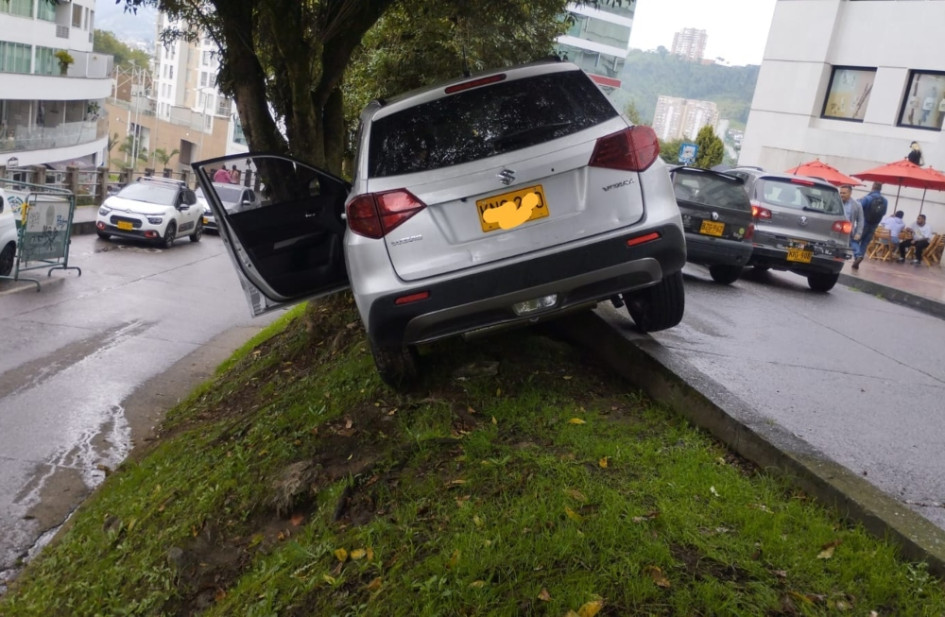 Así quedó la camioneta luego del accidente. Así quedó la camioneta luego del accidente.