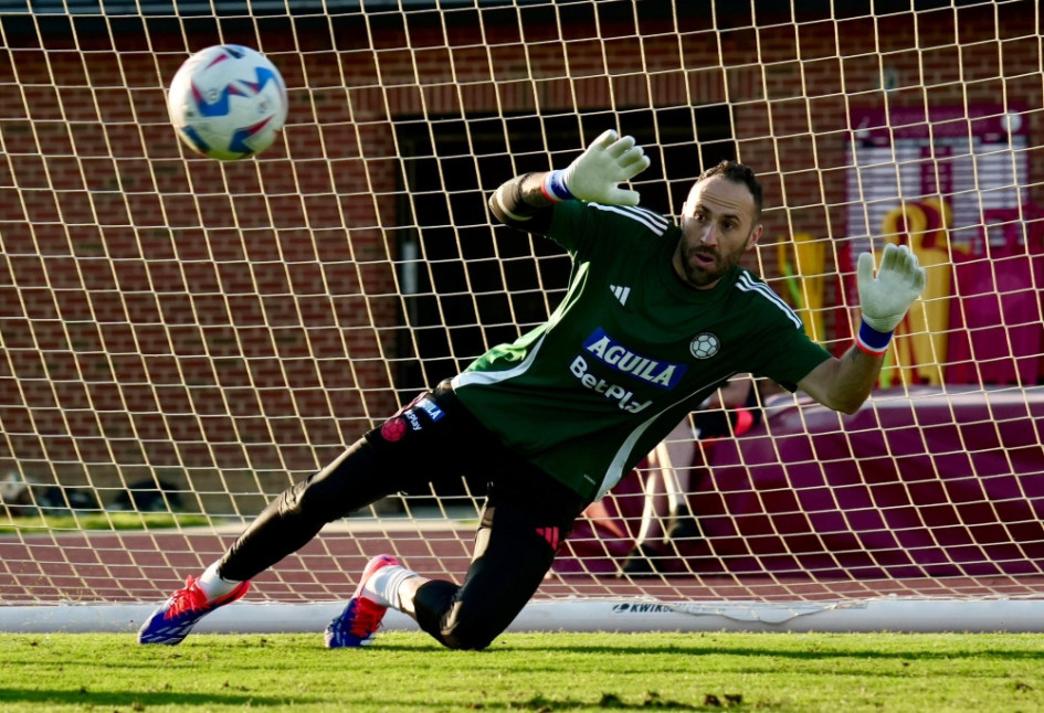El portero David Ospina está actualmente concentrado con la Selección Colombia para disputar la Copa América. El portero David Ospina está actualmente concentrado con la Selección Colombia para disputar la Copa América.