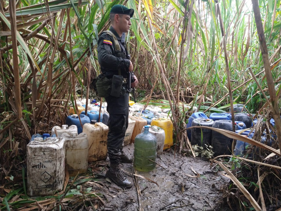 La extracción ilegal puede causar contaminación del suelo y del agua, así como afectaciones a la fauna y flora. La extracción ilegal puede causar contaminación del suelo y del agua, así como afectaciones a la fauna y flora.