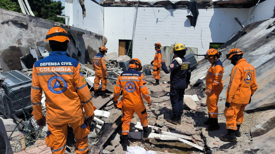 2 muertos y 40 heridos tras desplome de techo durante matrimonio en Valledupar 2 muertos y 40 heridos tras desplome de techo durante matrimonio en Valledupar