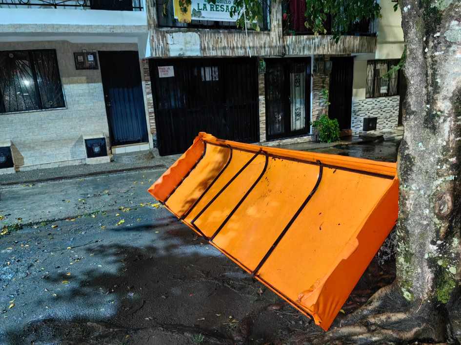 Así quedó una calle de Filadelfia (Caldas) luego del vendaval que se registró en las últimas horas. Así quedó una calle de Filadelfia (Caldas) luego del vendaval que se registró en las últimas horas.
