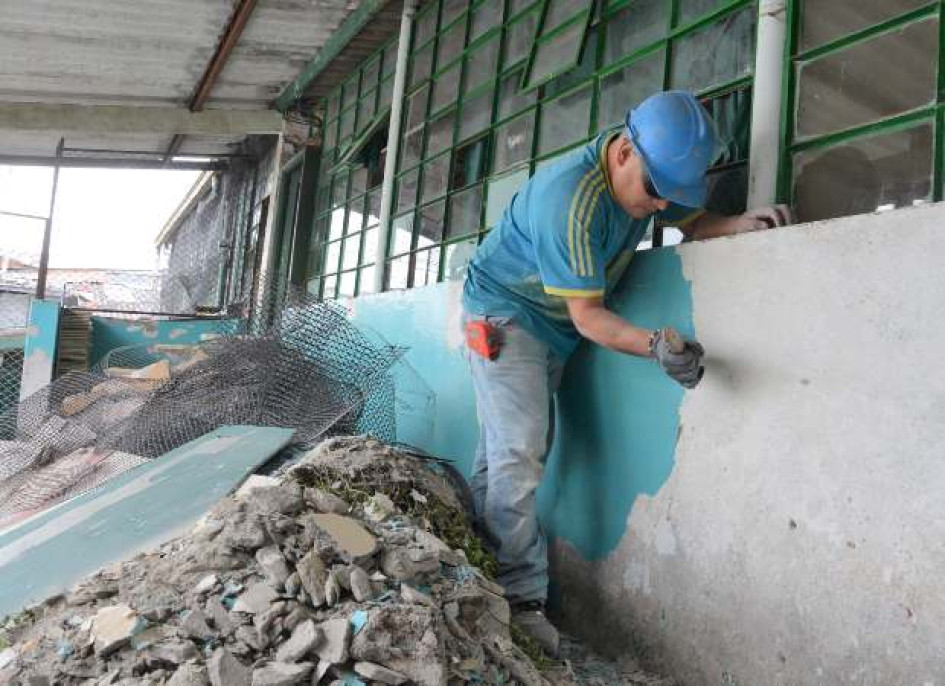 El colegio Siete de Agosto, del barrio El Carmen, forma parte de los escogidos para comenzar el ´plan de obras de la Alcaldía de Manizales. El colegio Siete de Agosto, del barrio El Carmen, forma parte de los escogidos para comenzar el ´plan de obras de la Alcaldía de Manizales.