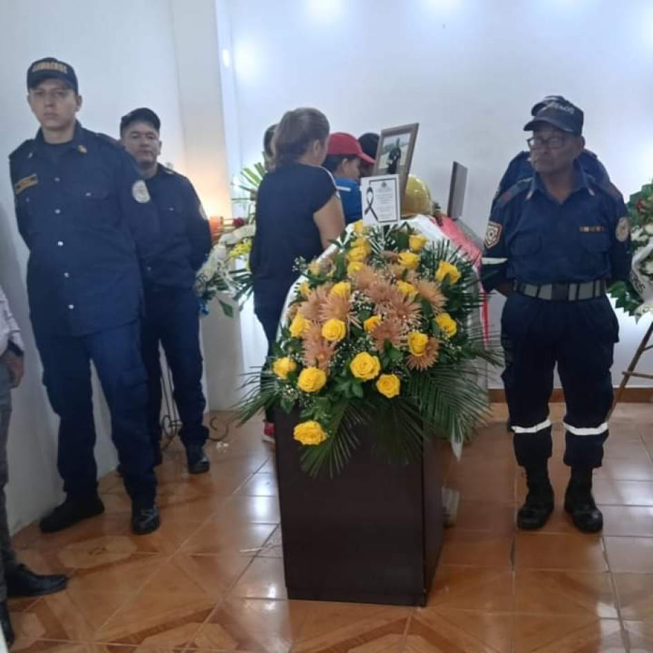 Último adiós al bombero.