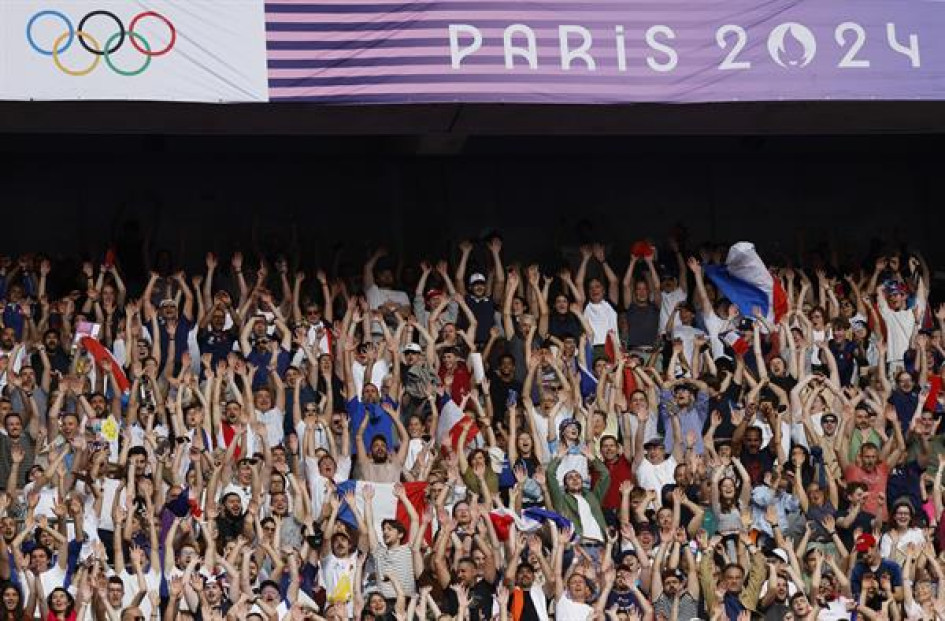 Con las primeras competencias en rugby 7 y fútbol masculino, París vuelve a albergar unos Juegos Olímpicos por tercera vez (1900 y 1904). Con las primeras competencias en rugby 7 y fútbol masculino, París vuelve a albergar unos Juegos Olímpicos por tercera vez (1900 y 1904).