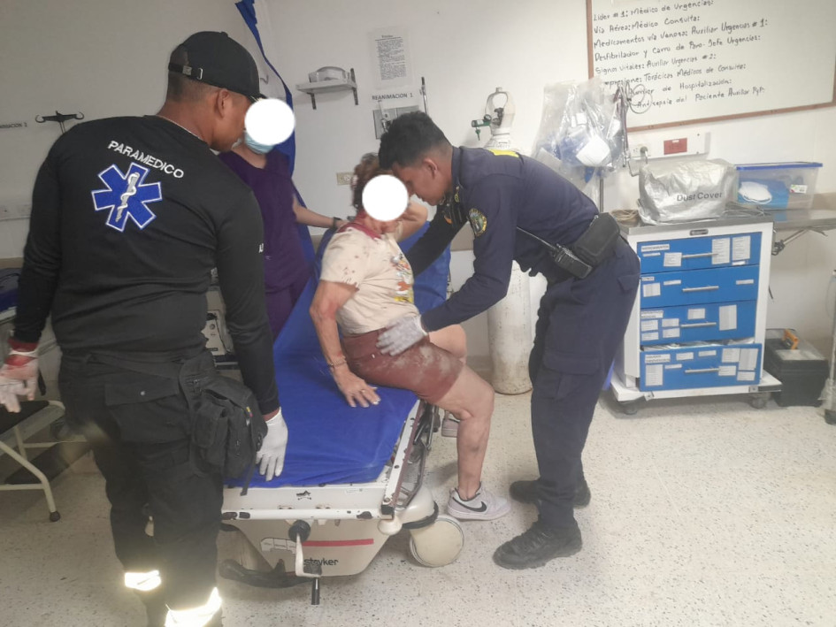 Debió ser llevada a centro hospitalario. Debió ser llevada a centro hospitalario.