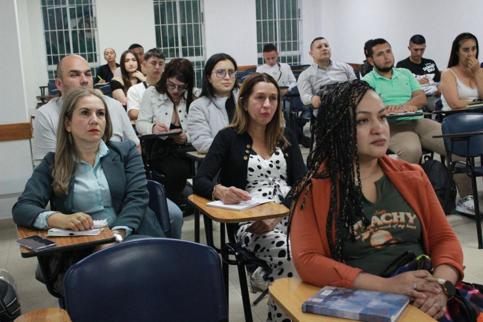 Son estudiantes de Manizales y Samaná. Son estudiantes de Manizales y Samaná.