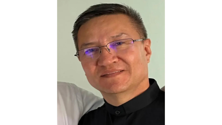Padre Darío Valencia Uribe. Padre Darío Valencia Uribe.