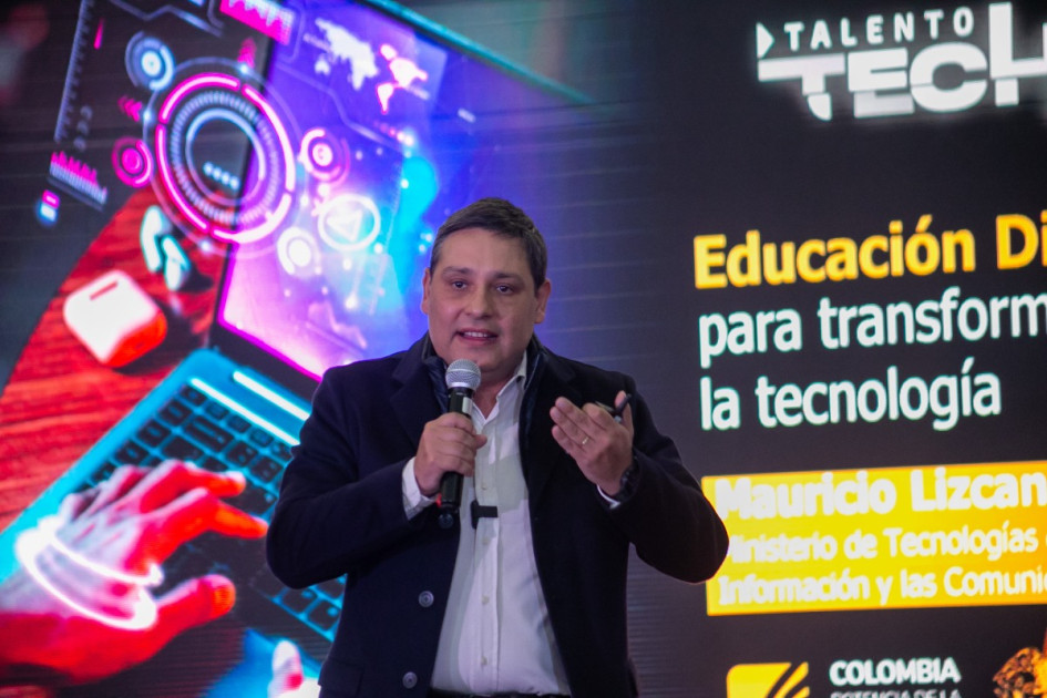 Ministro TIC, Mauricio Lizcano. Ministro TIC, Mauricio Lizcano.