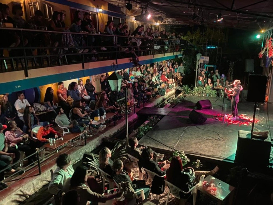 Tres salas de teatro esperan por el pago de los incentivos de la Ley de Espectáculos Públicos. Tres salas de teatro esperan por el pago de los incentivos de la Ley de Espectáculos Públicos.
