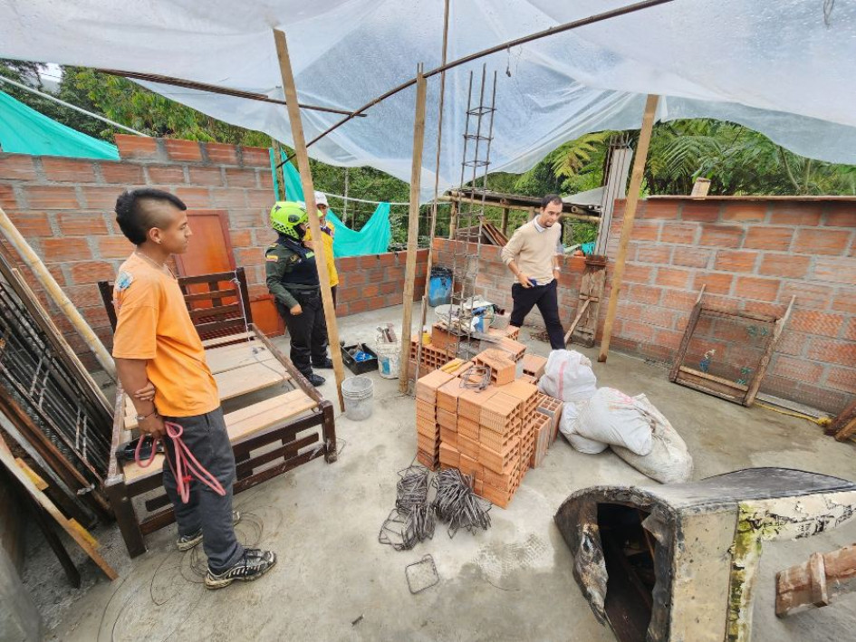 Este es el predio invadido. Así encontraron las autoridades la construcción ilegal que llevaban a cabo en el barrio San Sebastián. Este es el predio invadido. Así encontraron las autoridades la construcción ilegal que llevaban a cabo en el barrio San Sebastián.