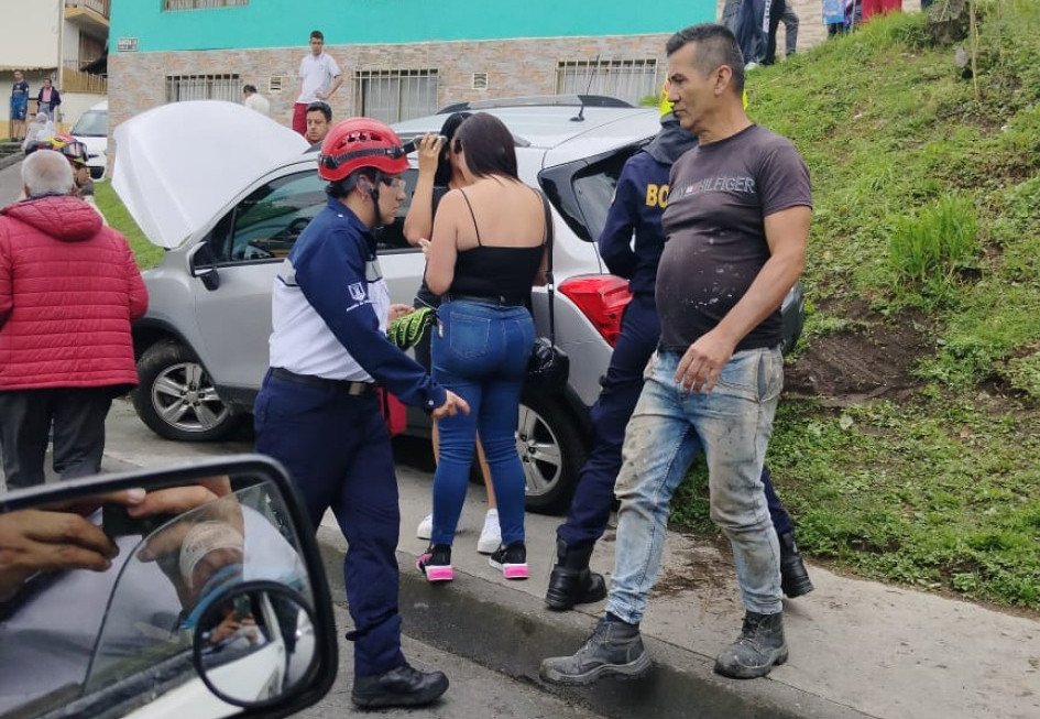 Choque en la avenida Kevin Ángel de Manizales. Kevin Ángel