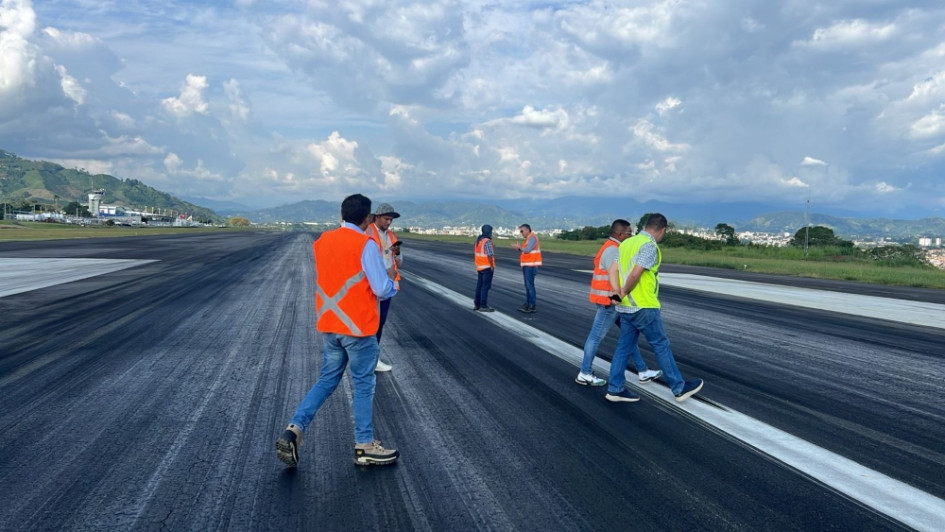 Aeropuerto Internacional Matecaña tiene cierre programado entre el 3 y.4 de septiembre por mantenimiento de pista. Aeropuerto Internacional Matecaña tiene cierre programado entre el 3 y.4 de septiembre por mantenimiento de pista.