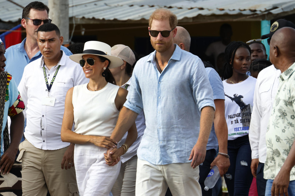 Los duques de Sussex, el príncipe Harry y Meghan, recorren las calles durante una visita este sábado a San Basilio de Palenque (Colombia). Los duques de Sussex, el príncipe Harry y Meghan, recorren las calles durante una visita este sábado a San Basilio de Palenque (Colombia).