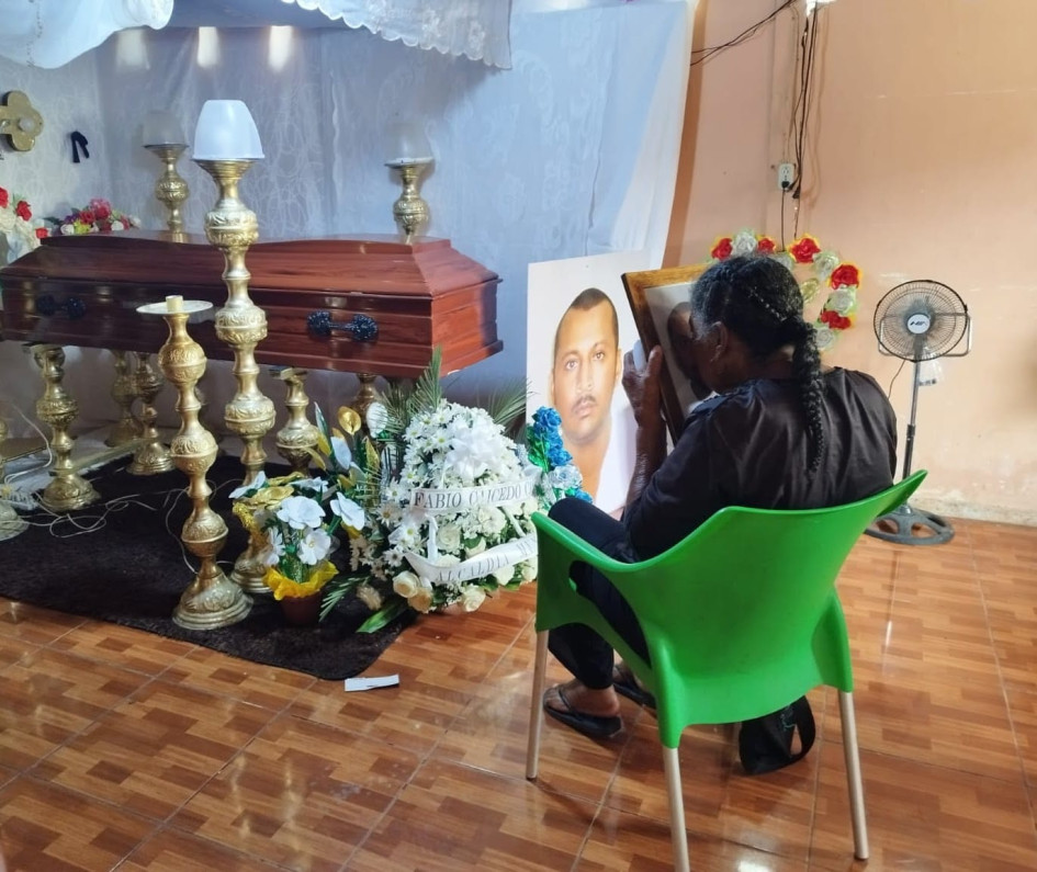 La madre de la víctima, una mujer ecuatoriana de 83 años, pudo recuperar el cuerpo tras 11 años sin tener noticias de él. La madre de la víctima, una mujer ecuatoriana de 83 años, pudo recuperar el cuerpo tras 11 años sin tener noticias de él.