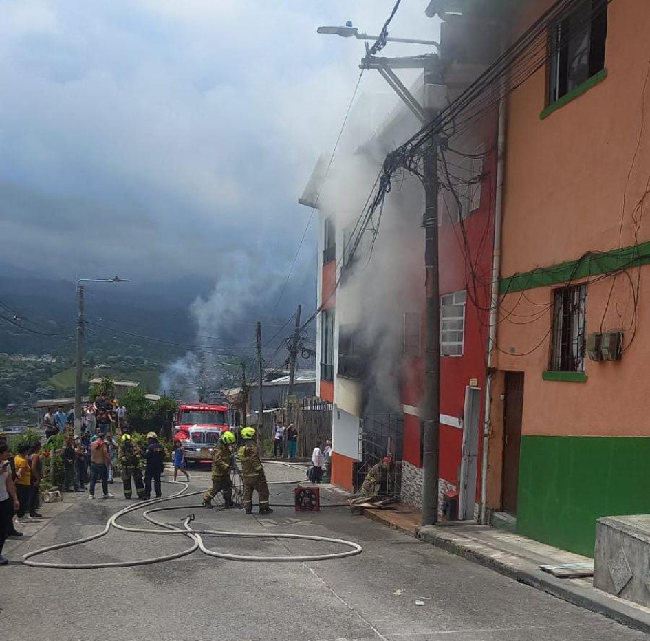 El incendio. Foto de Bomberos. El incendio. Foto de Bomberos.