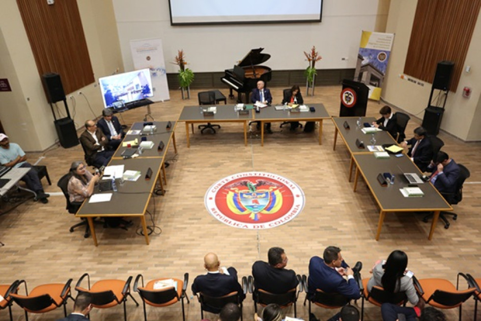Los magistrados de la Corte Constitucional sesionaron en el Centro Cultural Universitario Rogelio Salmona de la Universidad de Caldas.