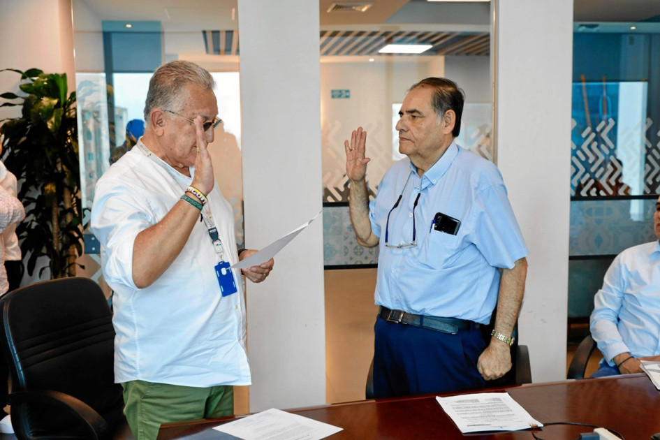 El ingeniero eléctrico y especialista en Servicios Públicos Domiciliarios Carlos Arturo Diago Abello fue designado como agente especial para el proceso de intervención de la empresa Air-e. El ingeniero eléctrico y especialista en Servicios Públicos Domiciliarios Carlos Arturo Diago Abello fue designado como agente especial para el proceso de intervención de la empresa Air-e.