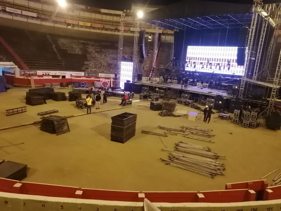 Así va el montaje del escenario en la Plaza de Toros de Manizales. Comenzó desde este miércoles (11 de septiembre). Así va el montaje del escenario en la Plaza de Toros de Manizales. Comenzó desde este miércoles (11 de septiembre).